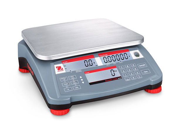 OHAUS Ranger™ Count 3000 RC31P6 AM counting scale with stainless steel platform, three-window LCD display, and durable ABS housing for precise part counting.