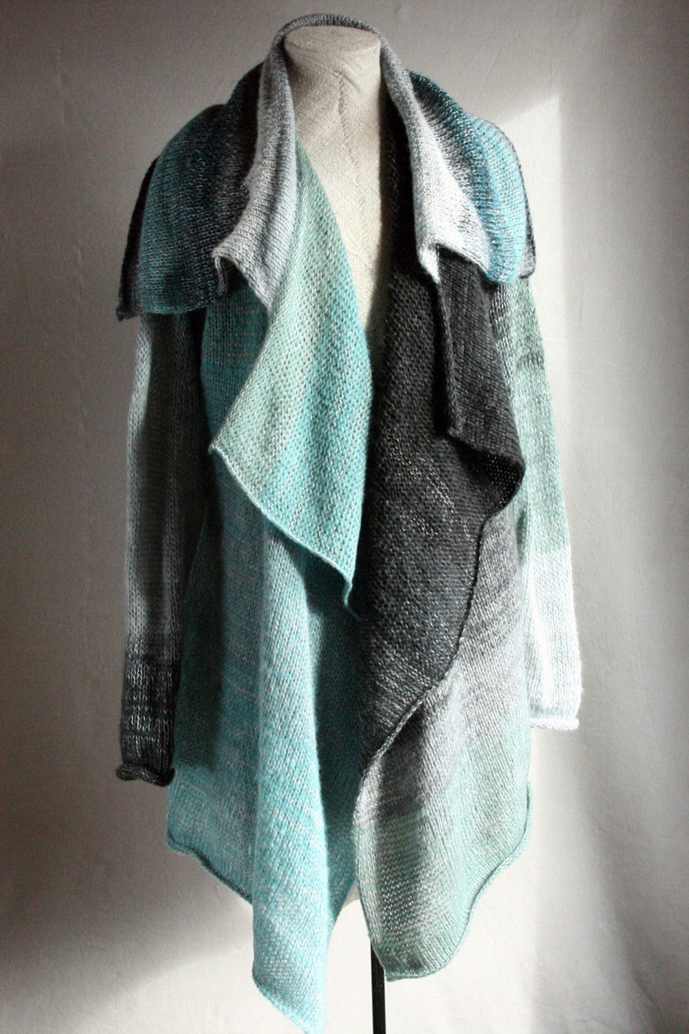 ANNIE Wool Cardigan