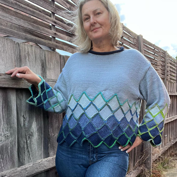 Bruges cropped length entrelac sweater PATTERN