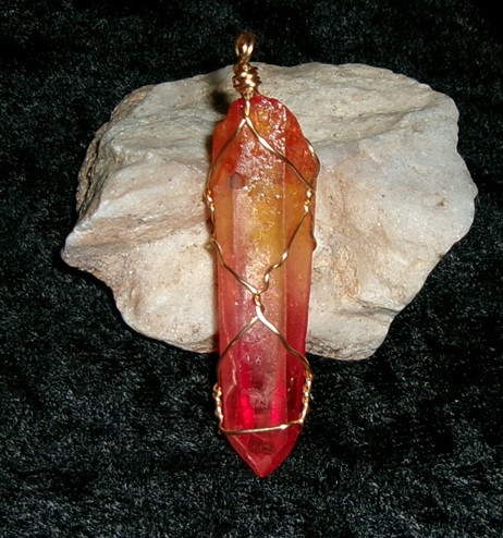 Wire pendant with DARK GRIGORI WATCHER 