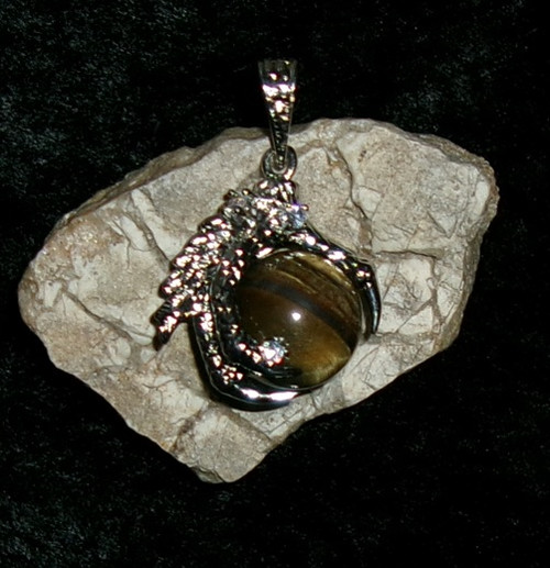 Pendant with ASIAN DJINN DRAGON