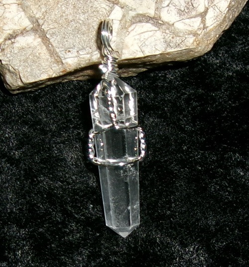 Wire Pendant with WITCH'S MOON SPELL
