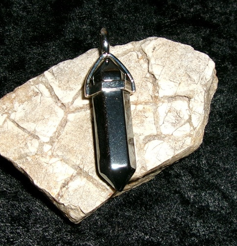 Stone Point Pendant with GHUL DJINN