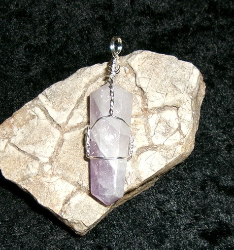 Pendant with LILAC SPIRIT