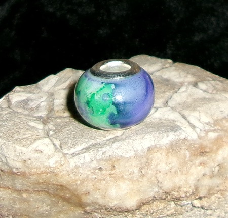 Glass Bead with HALTIJA