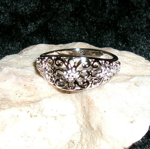 Ring with THREE FAIRY QUEENS