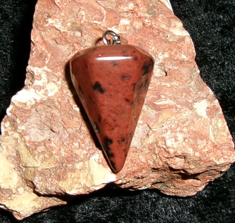 Stone with EARTH DWARF