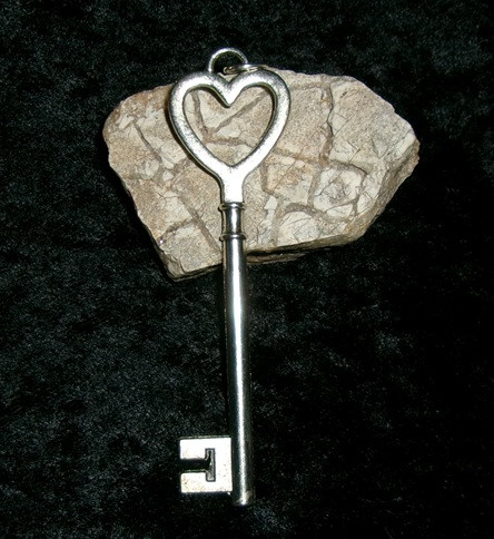 Key Pendant with HAREM DJINN