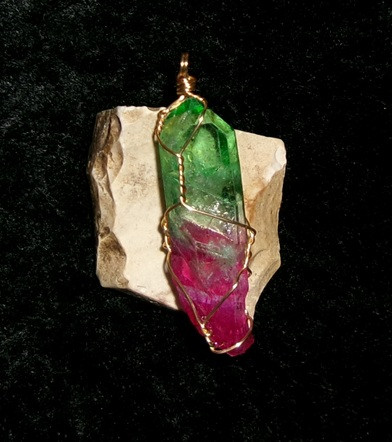 Wire Pendant with ALYA