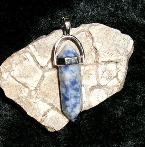 Pendant with JANN DJINN