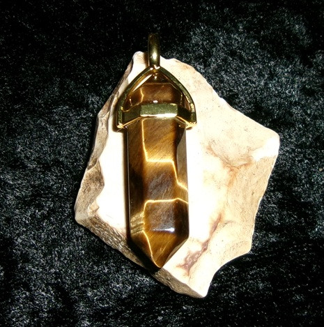 Pendant with KING YANG DJINN
