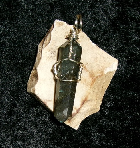 Pendant with CHIMERA