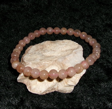 Quartz Bracelet with VILA