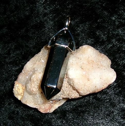 Pendant with GOD ZEUS portal