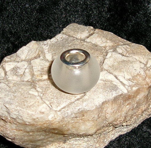 Glass Bead with RAIJU