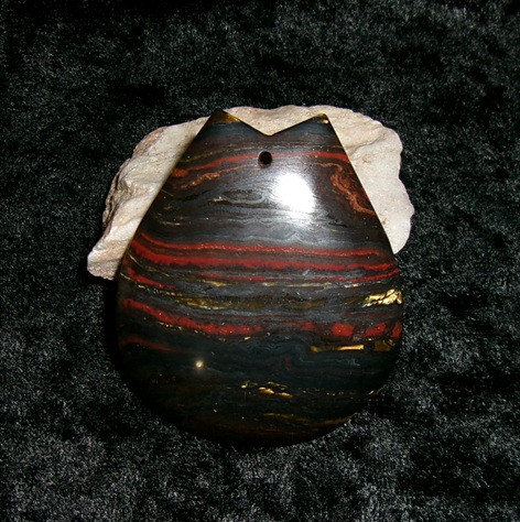 Stone Pendant with SHAMAN and Advancement Spells