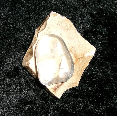 Stone with POLAR BEAR totem