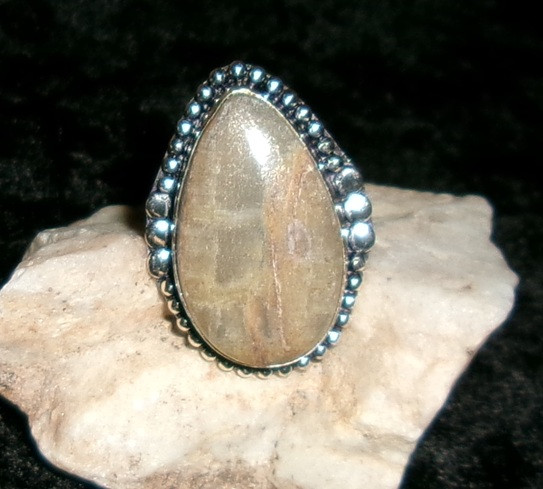 Ring with KING WOODLAND ELF