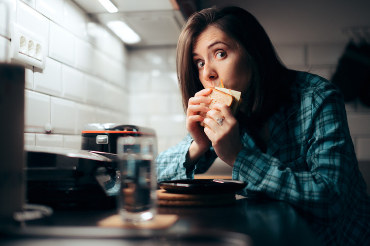Portion Control and Emotional Eating: Breaking the Cycle
