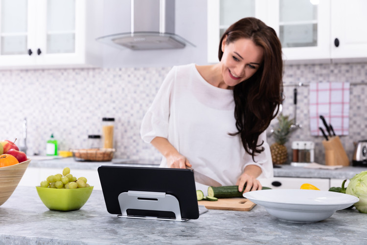 Your Phone Knows What You Ate Last Night: Here’s How It Can Help You Eat Smarter