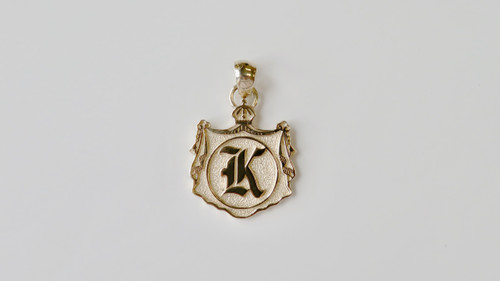 14KT Personalized Hawaiian Coat of Arms Pendant