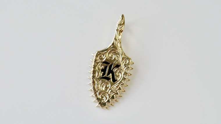 14KT Personalized Hand-Engraved Leiomano Pendant