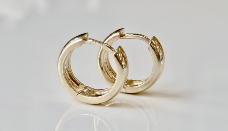 14KT Small Hoop Huggie Earrings