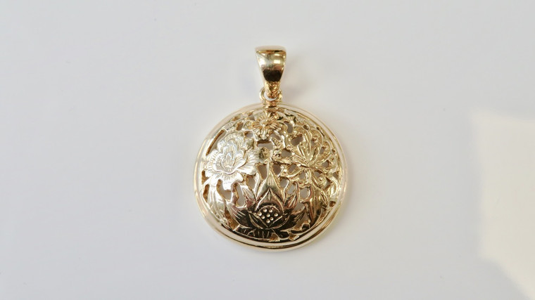 14KT Yellow Gold Round Lotus Flower Pendant