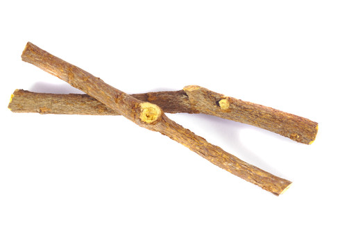 Gouro root chew stick to promote blood flow to the penis to enhance sexual performance.