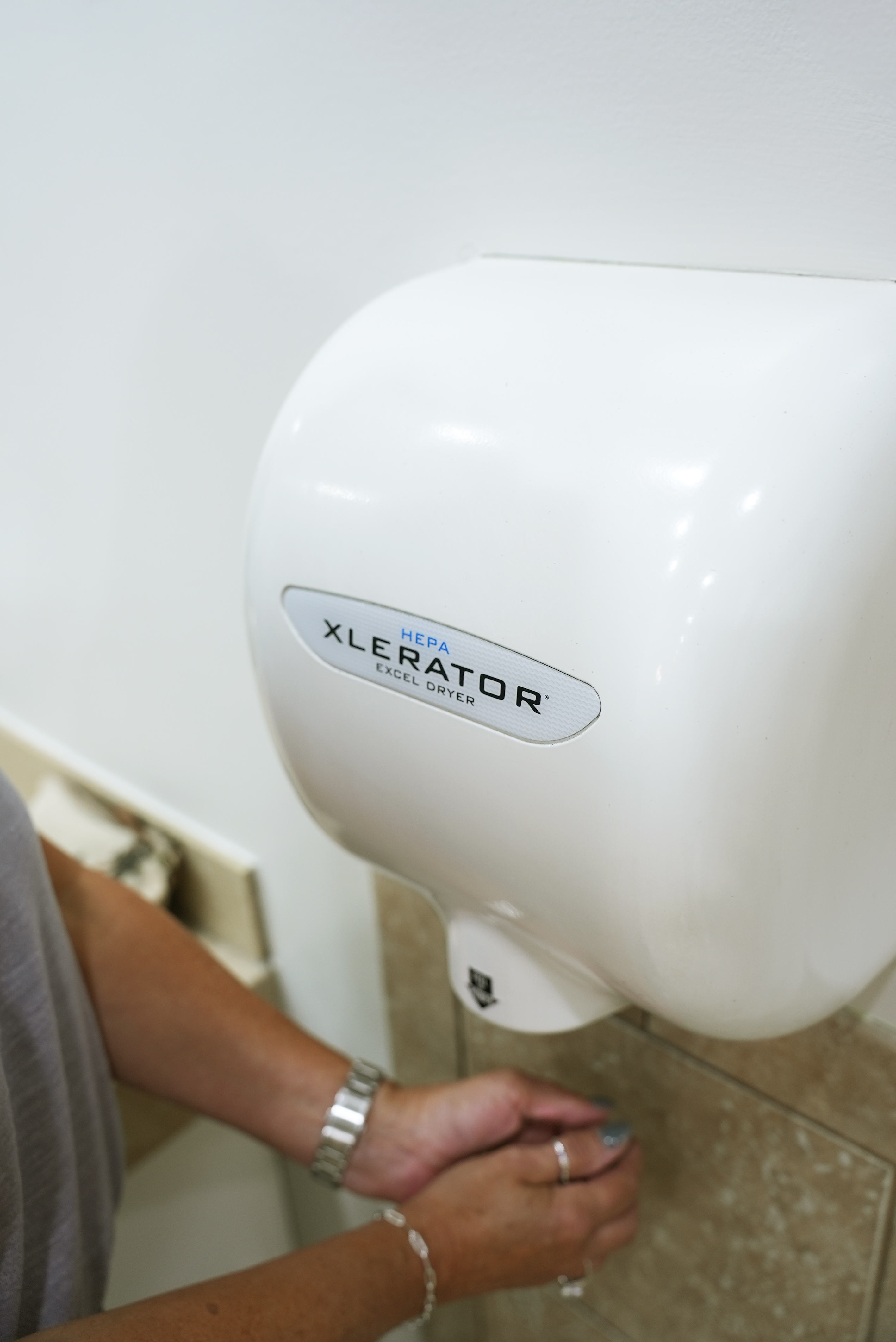Excel Dryer XL-BWH XLERATOR Hand Dryer Excel Dryer XL-BWH XLERATOR Hand Dryer
