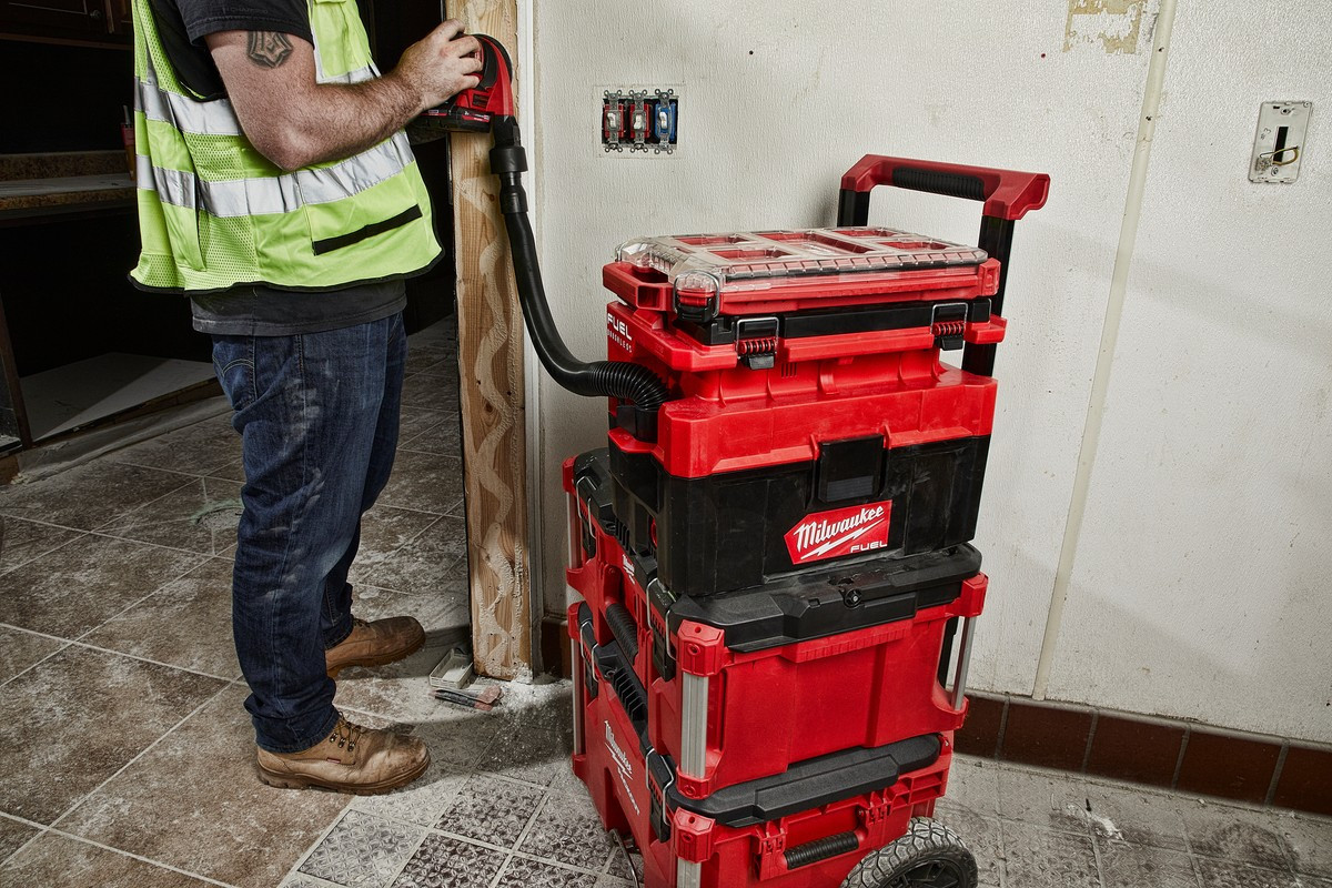 Milwaukee M18FPOVCL-0 - 18V Packout L-Class Wet/Dry Vacuum (Tool