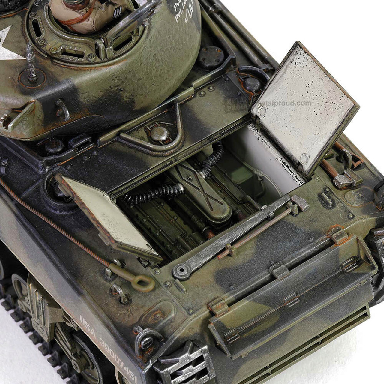 Sherman M4A3 (76), VVSS 1/72 Die Cast Model, Black Panthers