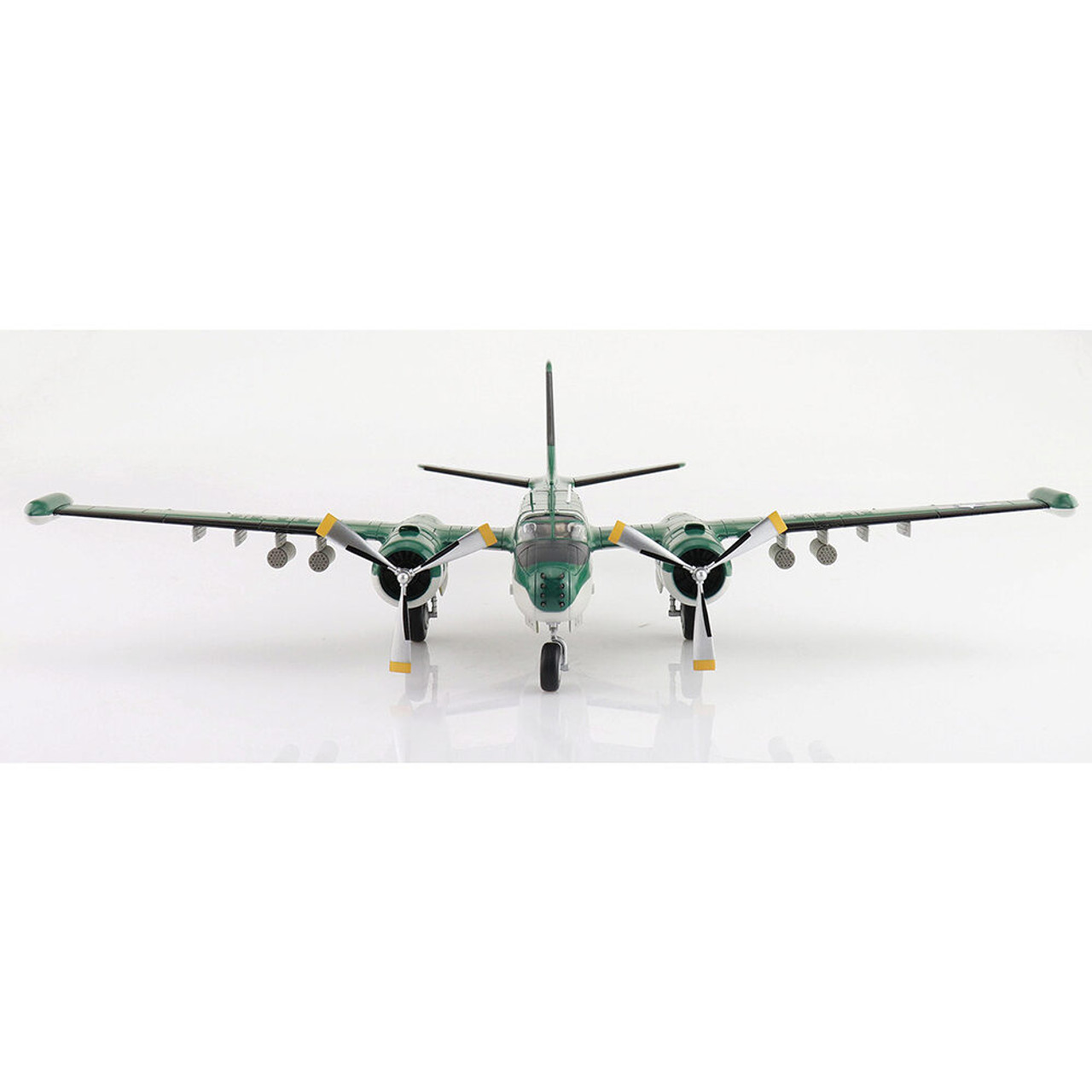 ホビーマスター 1/72 B-26K Counter Invader B-26K Counter Invader 1:72 Diecast Model - Hobby Master HM