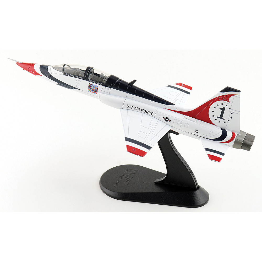 T＊　38 T-38 Talon 1/72 Die Cast Model - HA5415 | Historic Aviation