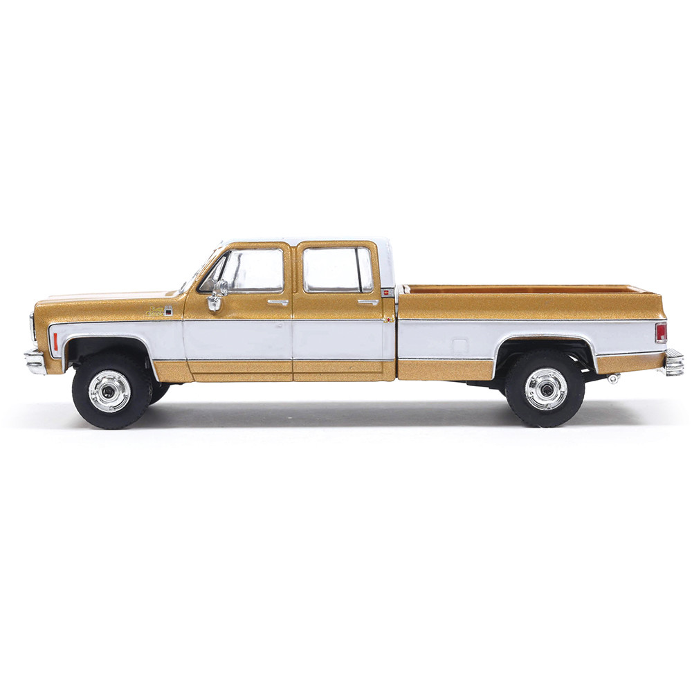1975 GMC Sierra Classic - Yuba Gold | Historic Aviation Collectibles