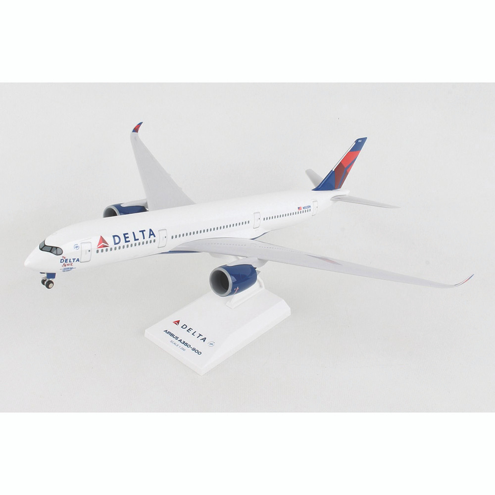 Airbus A350-900 1/200 Model | Historic Aviation - The #1 Source