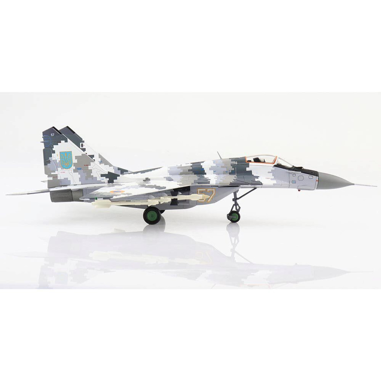 限定品定番JC WINGS JC 1/72 ウクライナ空軍　MIG-29 MU1 軍用機