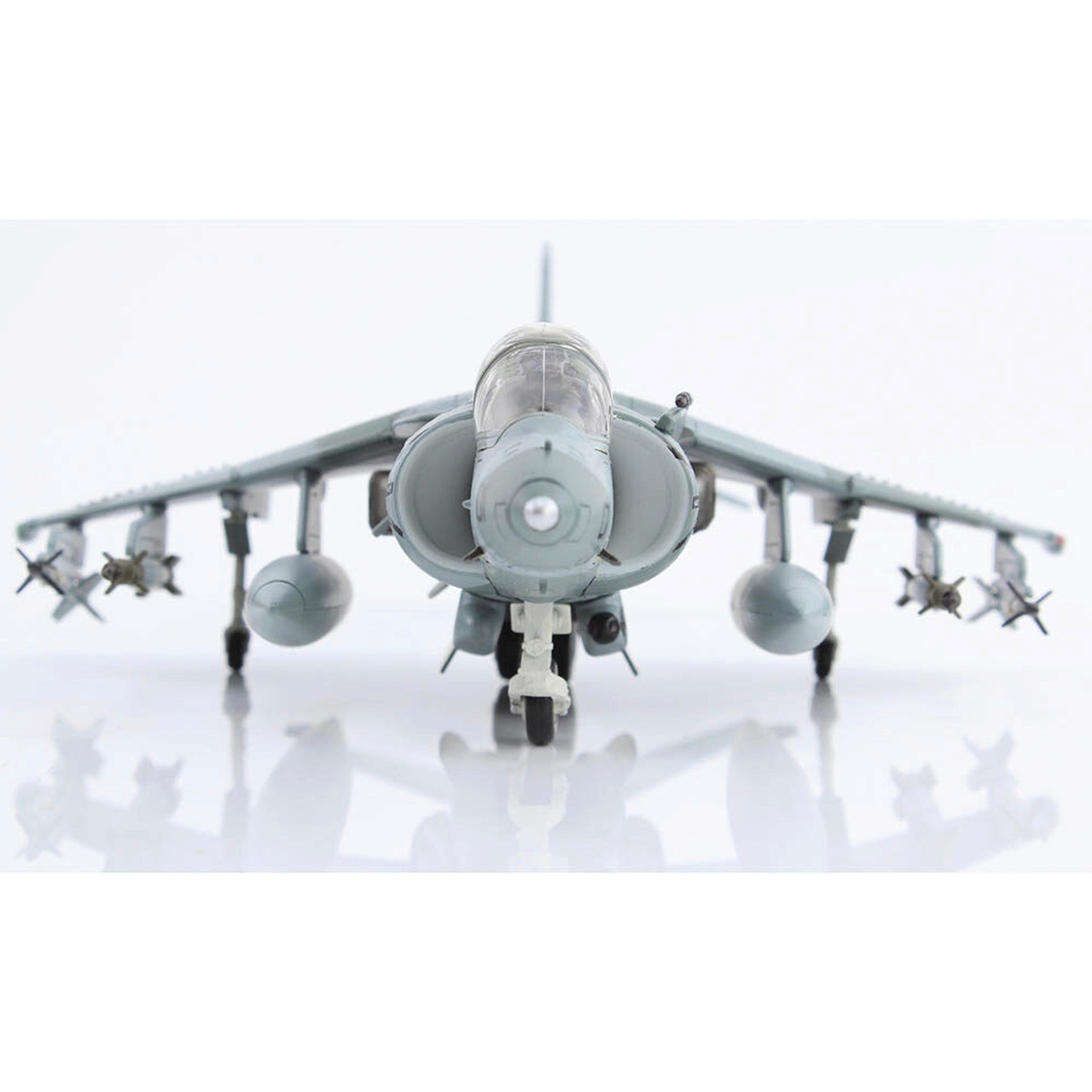 AV-8B Harrier II 1/72 Die Cast Model - HA2625 VMA-311, King Abdul Aziz  Base, August 1990