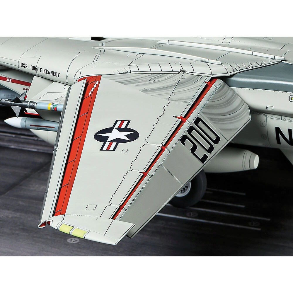 F-14A TOMCAT 1/48 Kit Tamiya (61122) | Historic Aviation Collectibles