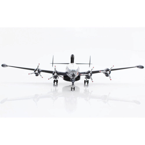 WC-121N 1/200 Die Cast Model Draggin' Lady, US Navy VW-1, 1967 Alt Image 1
