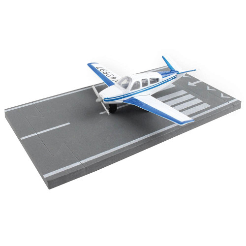 BEECHCRAFT BONANZA DIE CAST MODEL W/ RUNWAY RW050 Alt Image 1