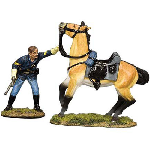 Holding on to His Horse 1/30 Figure Main Image