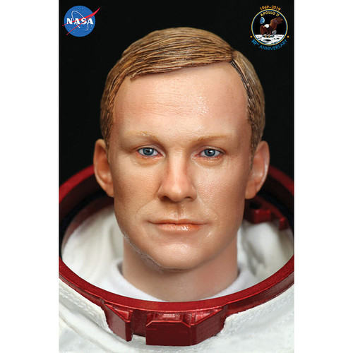 Apollo 11 Commander Neil Armstrong 1/6 Figure Alt Image 1