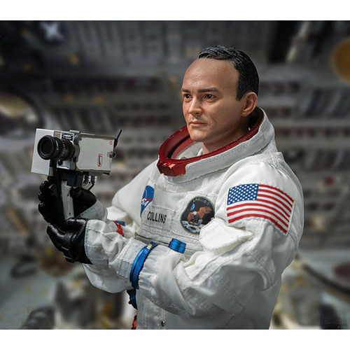 Apollo 11 Command Module Pilot Michael Collins 1/6 Figure Alt Image 1
