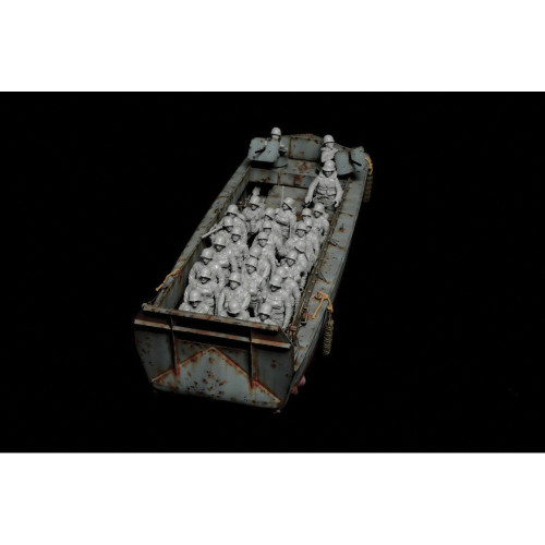 LCVP with US Infantry 1/35 Kit Alt Image 3