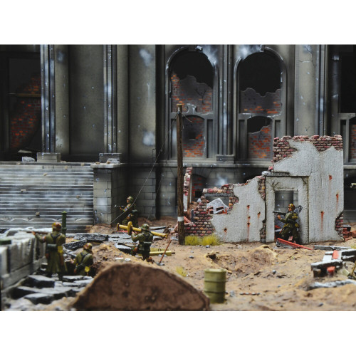 Battle for the Reichstag 1/72 Figure Kit Alt Image 7