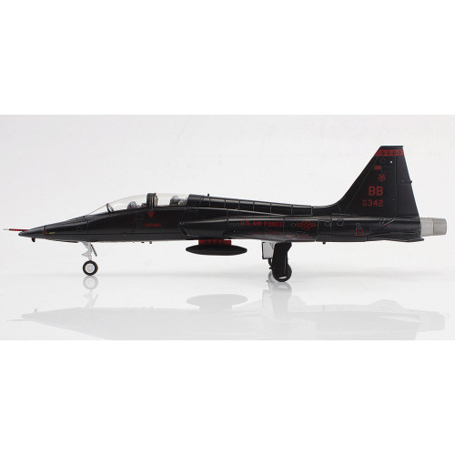 T-38A Talon 1/72 Die Cast Model - HA5411 1st RS/9th RW Beale AFB 2006 Alt Image 2