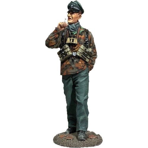 Waffen SS Unterscharführer Walking 1/30 Figure William Britain (25122) Main Image