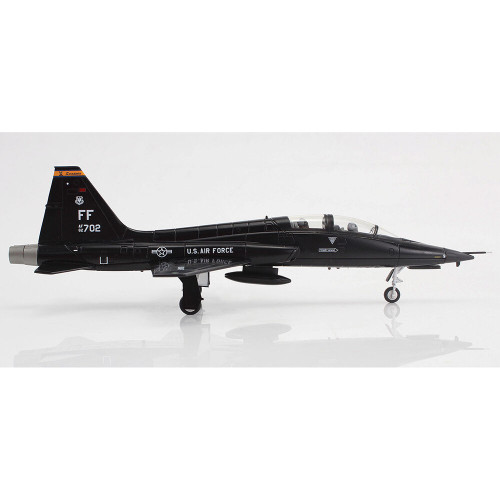 T-38A Talon 1/72 Die Cast Model - HA5412 7th FTS, Hampton Langley AFB, 2023 Alt Image 2