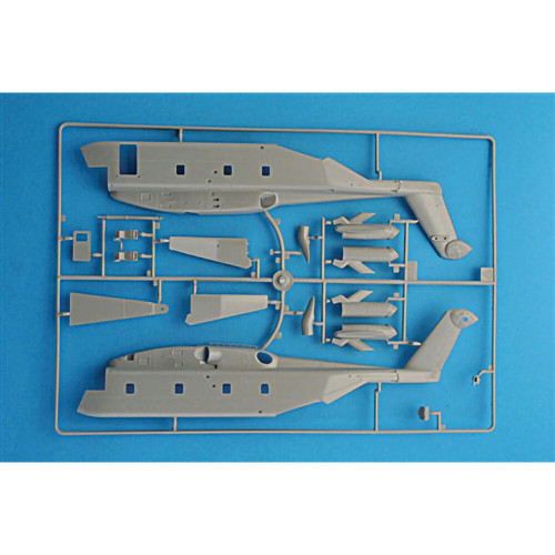 MH-53E Sea Dragon 1/72 Kit Italeri (1065) Alt Image 3